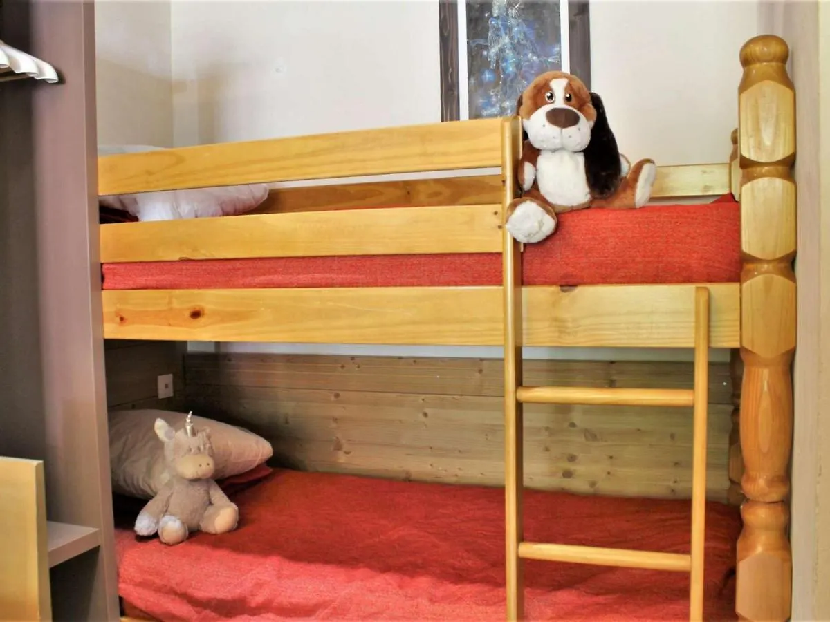 Appartement Cosy 2 Pieces Avec Piscine, Sauna, Proche Pistes Et Commerces A Risoul 1850 - Fr-1-330-474 Apartment